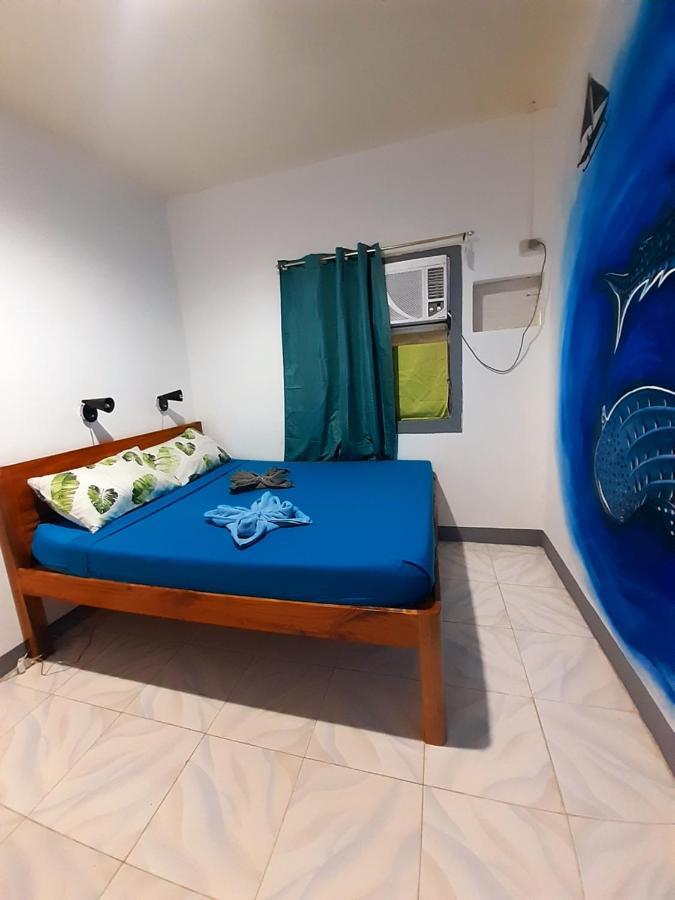 Island Girl Bed And Breakfast Moalboal Buitenkant foto